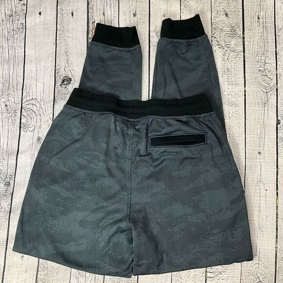 UNDER ARMOUR X Storm Joggers - Picture 3 of 4